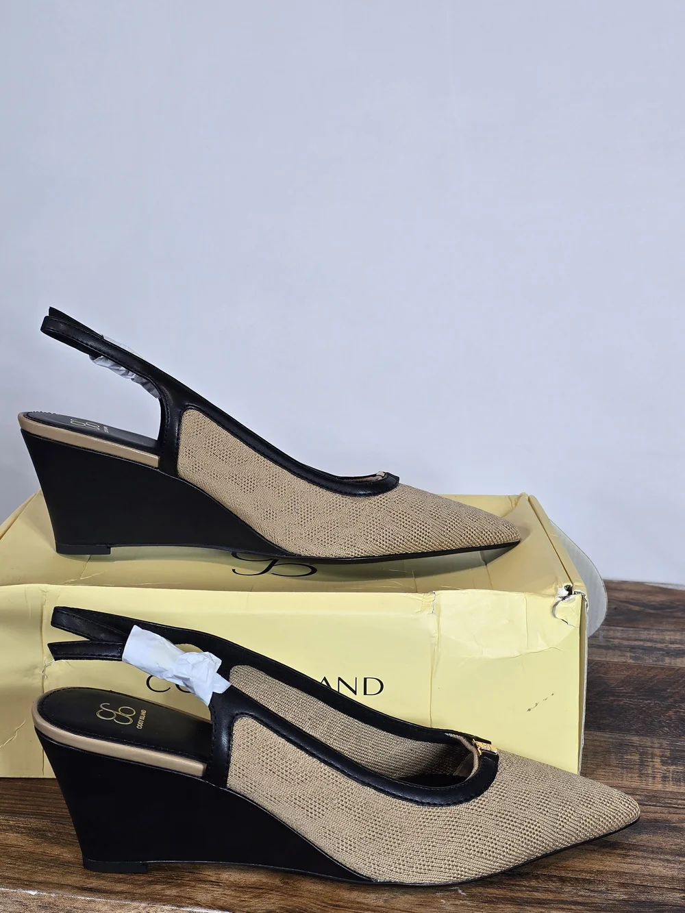 Cosy Island Beige Black Wedge Slingback Shoes Size 8.5